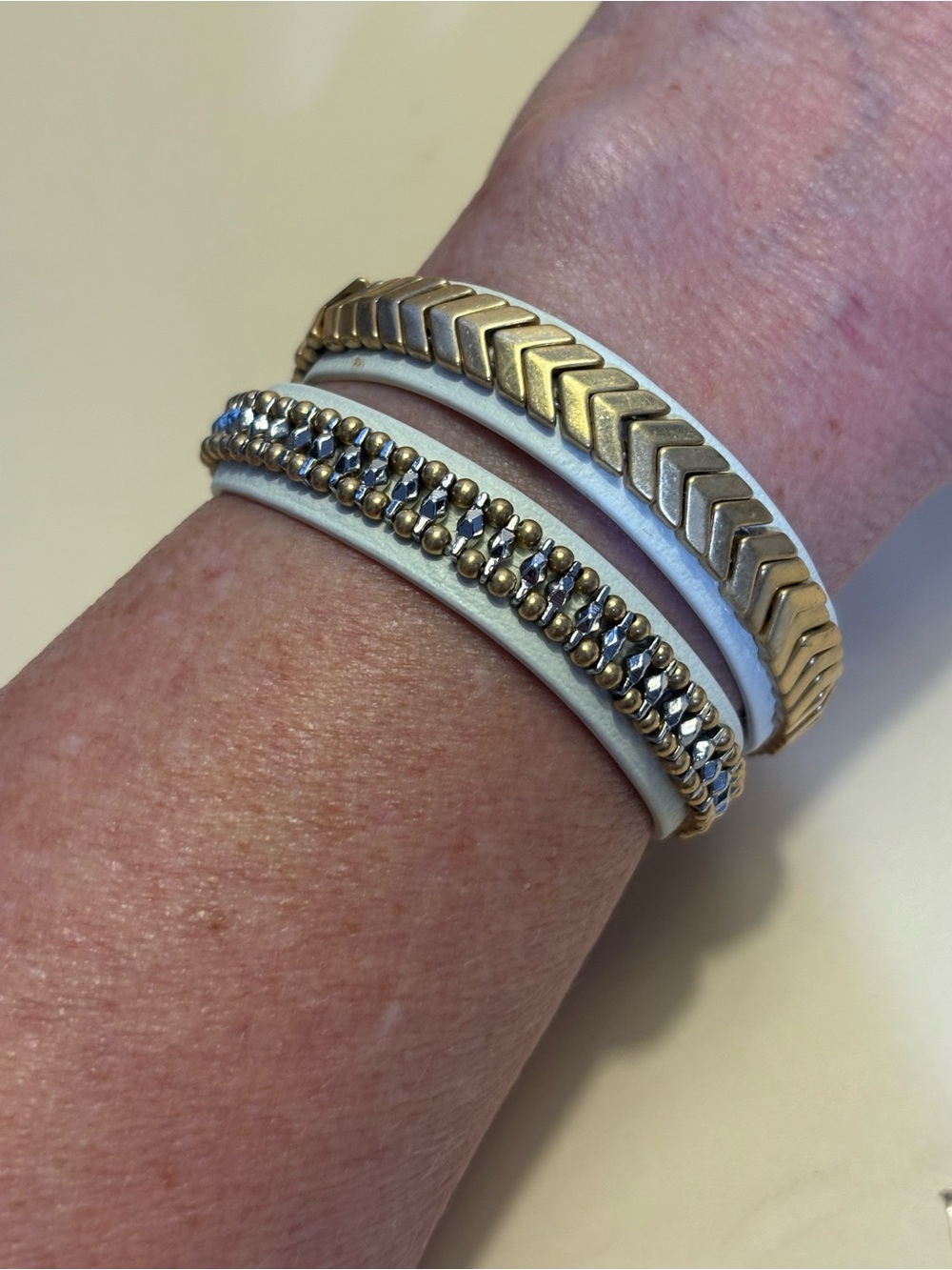Stella & Dot White Leather Wrap Bracelet with Gold Accents Adjustable